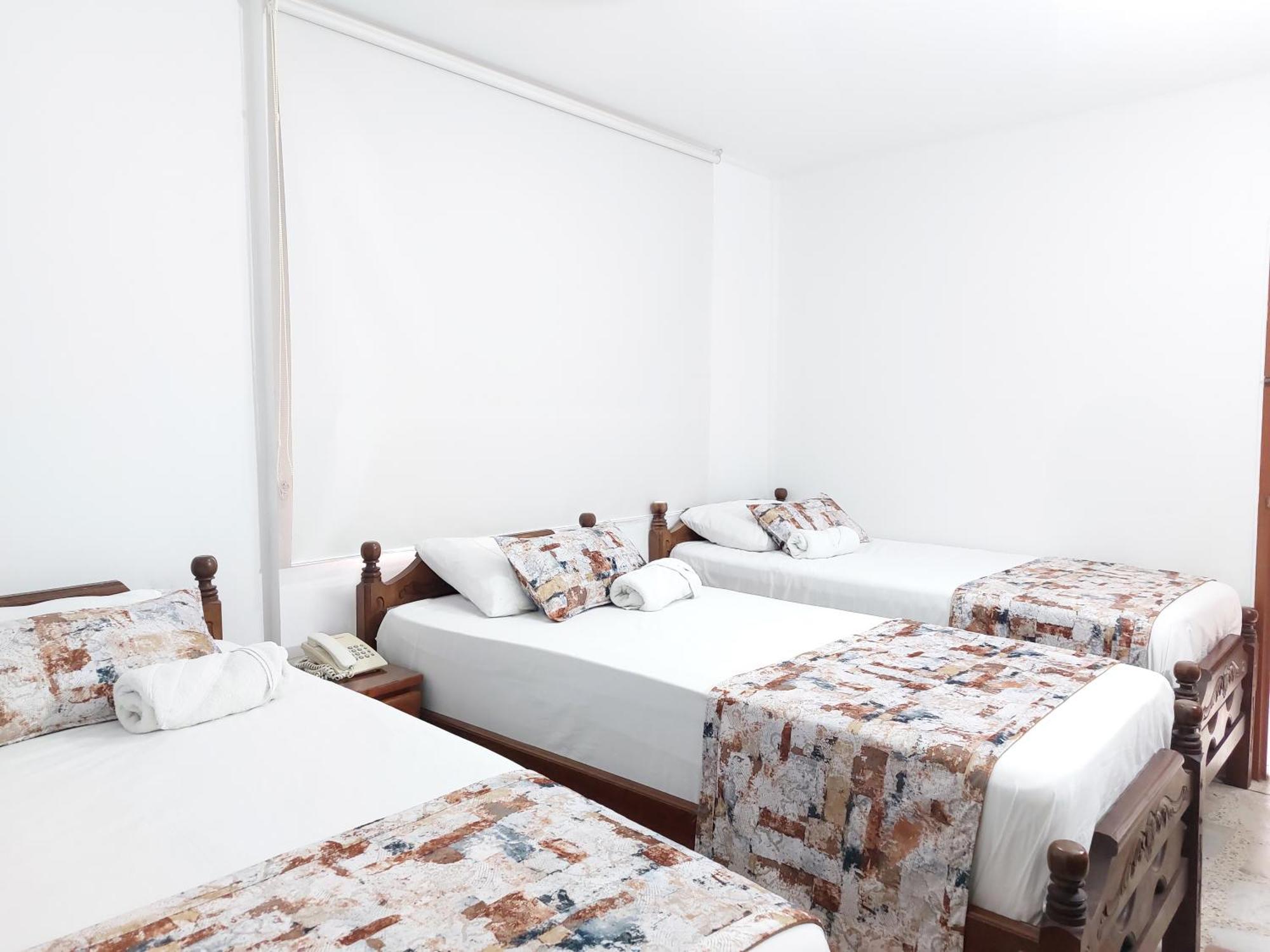 Hotel Steven Buenaventura Zewnętrze zdjęcie