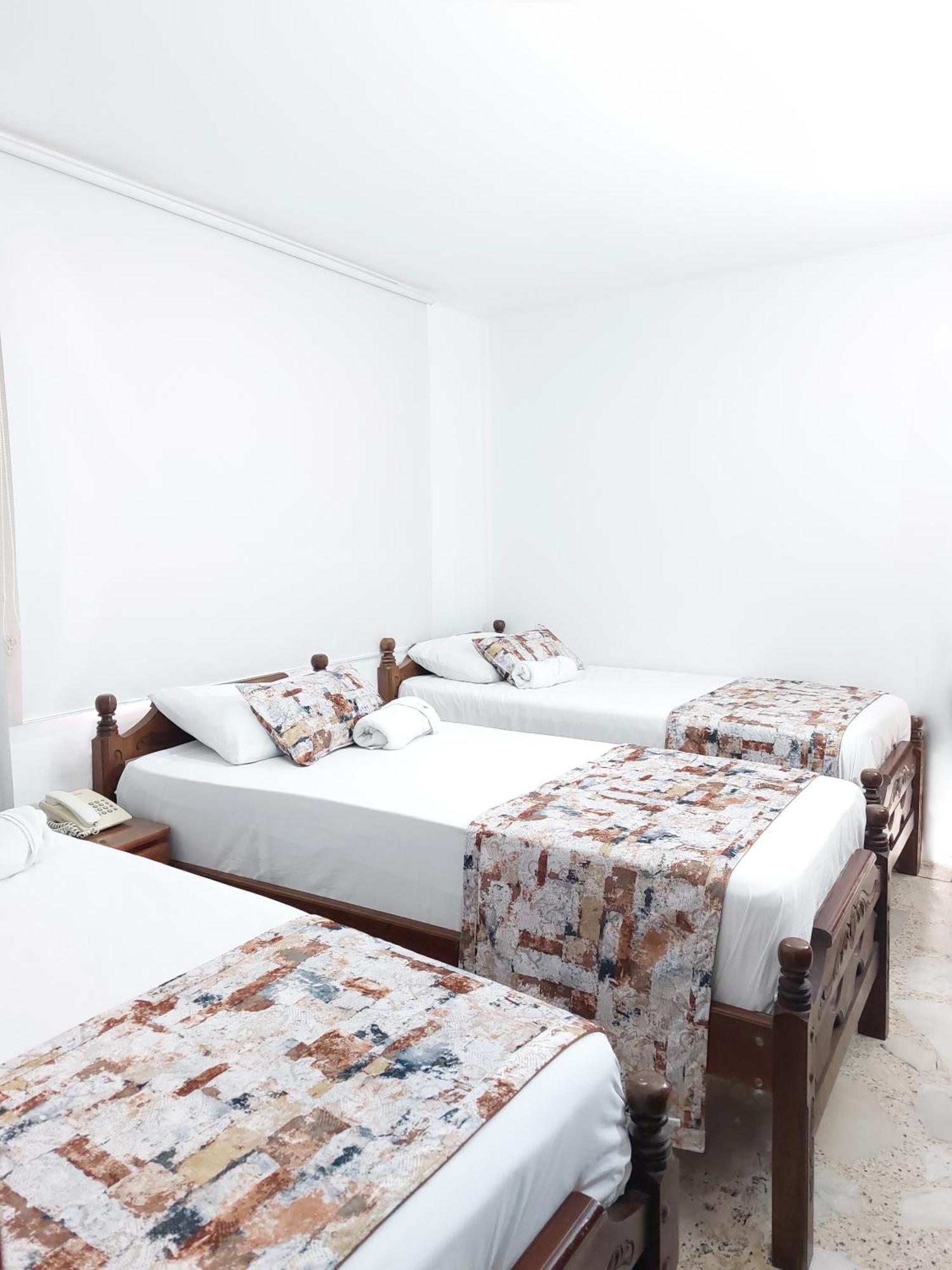 Hotel Steven Buenaventura Zewnętrze zdjęcie